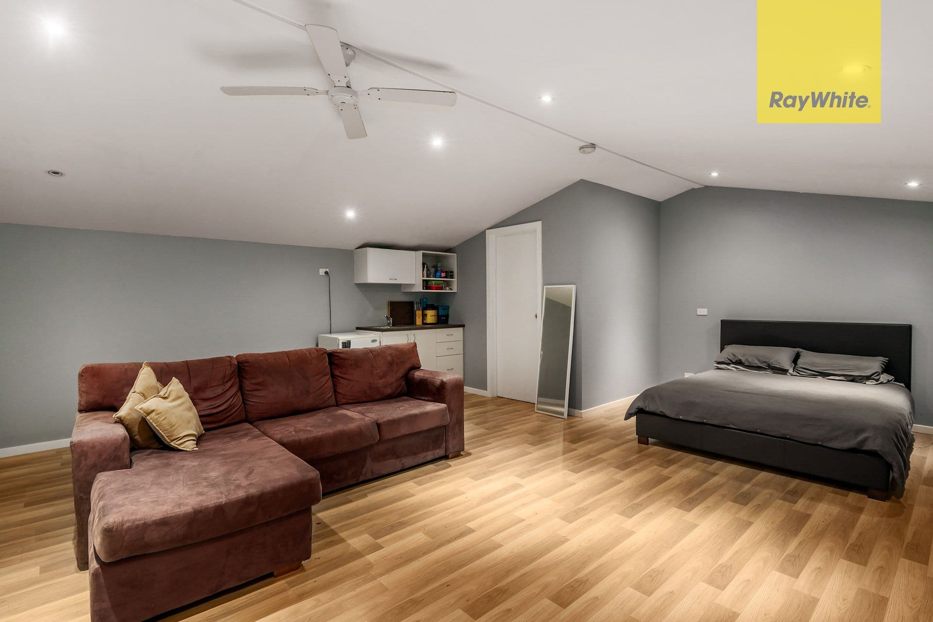 14 Allister Close, Knoxfield VIC 3180, Knoxfield - Thumbnail 6