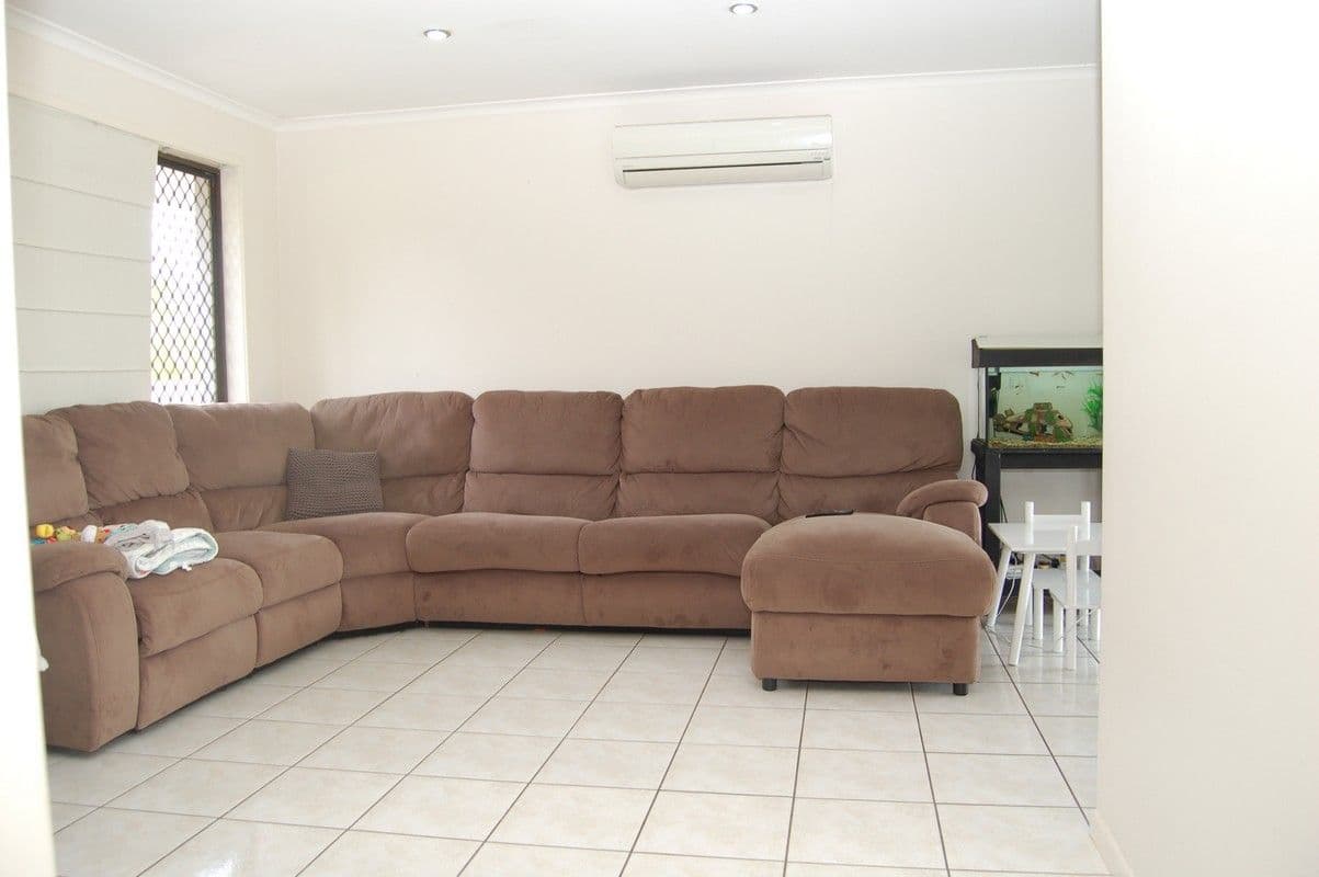 136 Vansittart Road, Regents Park QLD 4118, Regents Park - Thumbnail 4