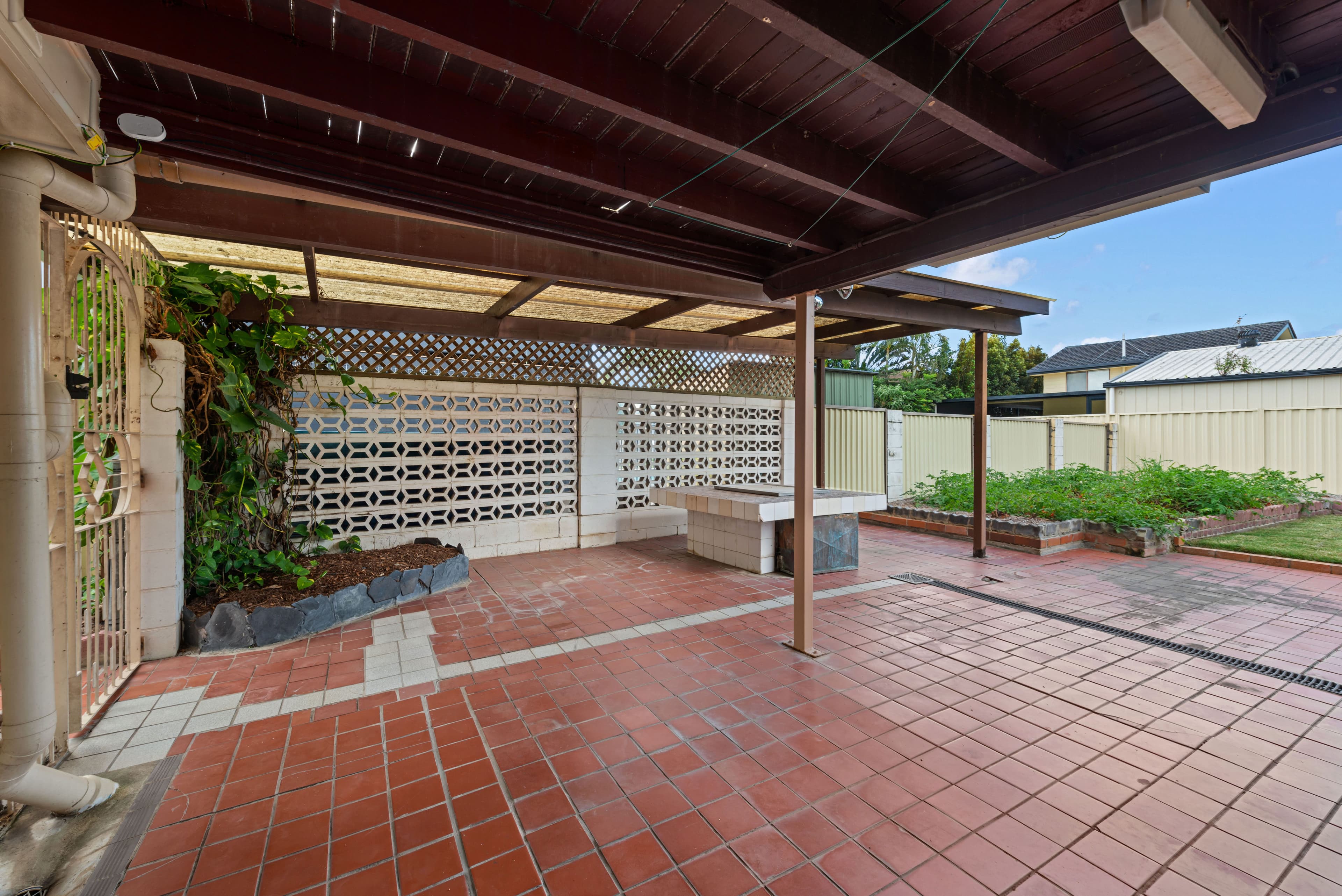 60 JACARANDA Drive, Albany Creek QLD 4035, Albany Creek - Thumbnail 4