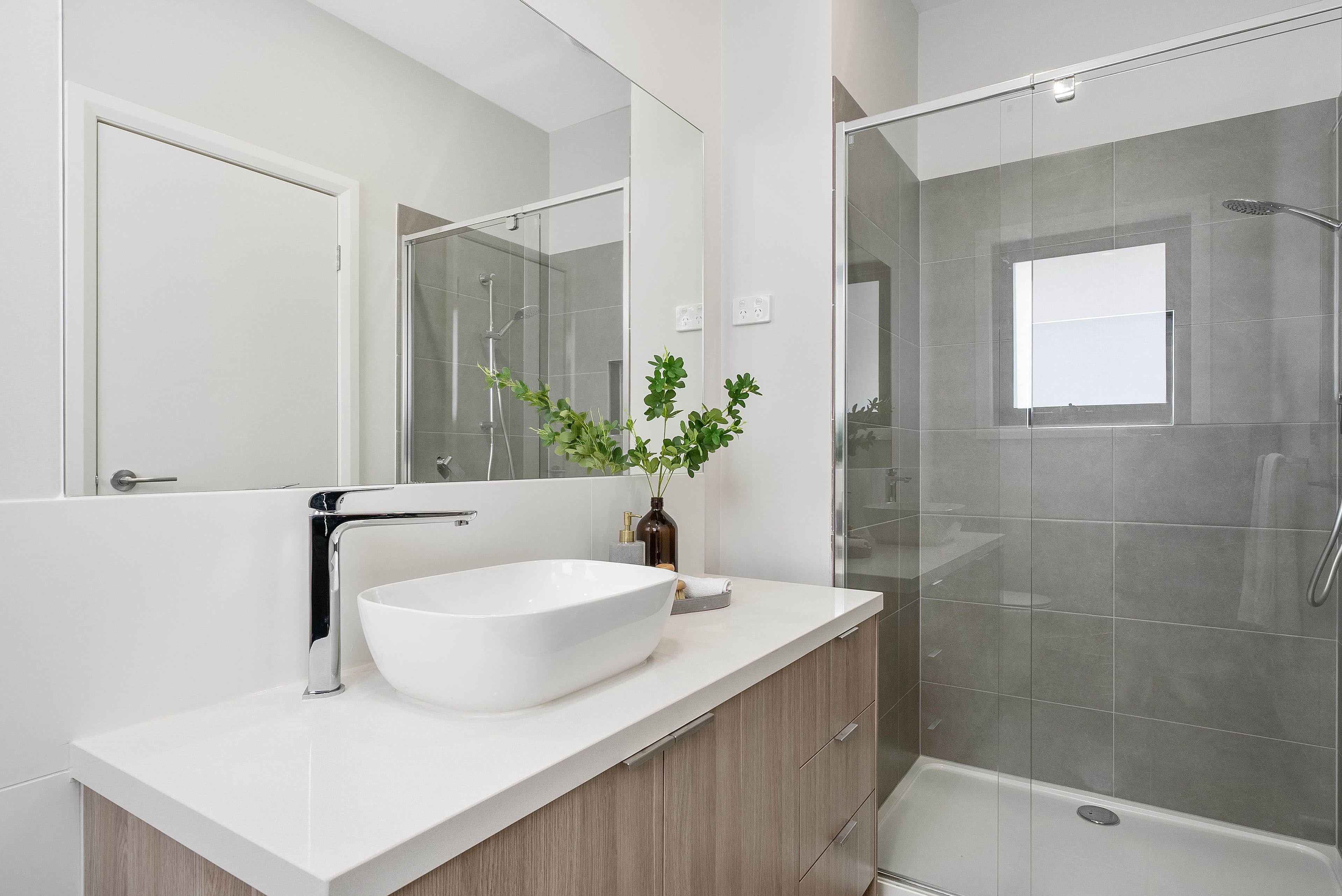 12 Lindsay Court, Melton VIC 3337, Melton - Thumbnail 3