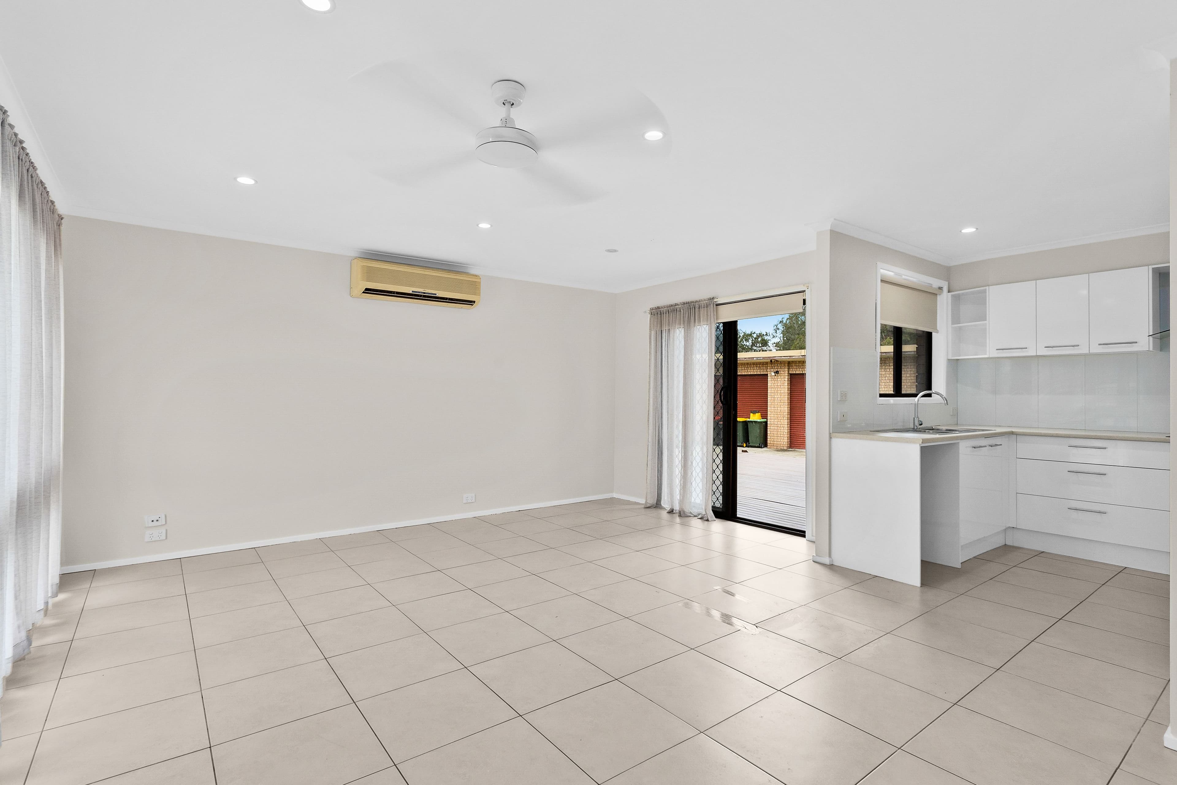 83 Cawdell Drive, Albion Park NSW 2527, Albion Park - Thumbnail 4
