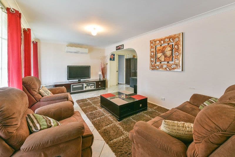 6 Canidius Street, Rosemeadow NSW 2560, Rosemeadow - Thumbnail 2