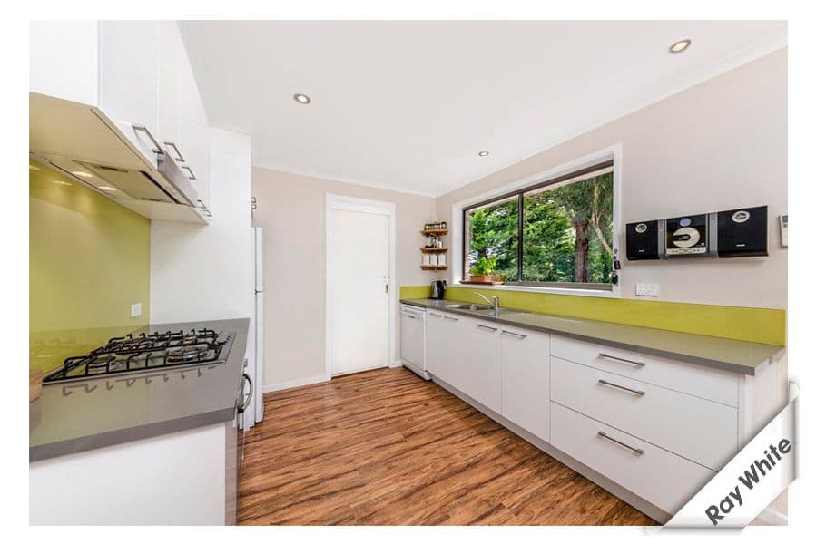 6 Wolfe Place, Gilmore ACT 2905, Gilmore - Thumbnail 4