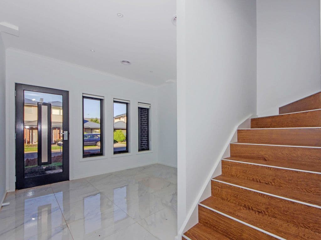 76 Conquest Drive, Werribee VIC 3030, Werribee - Thumbnail 2