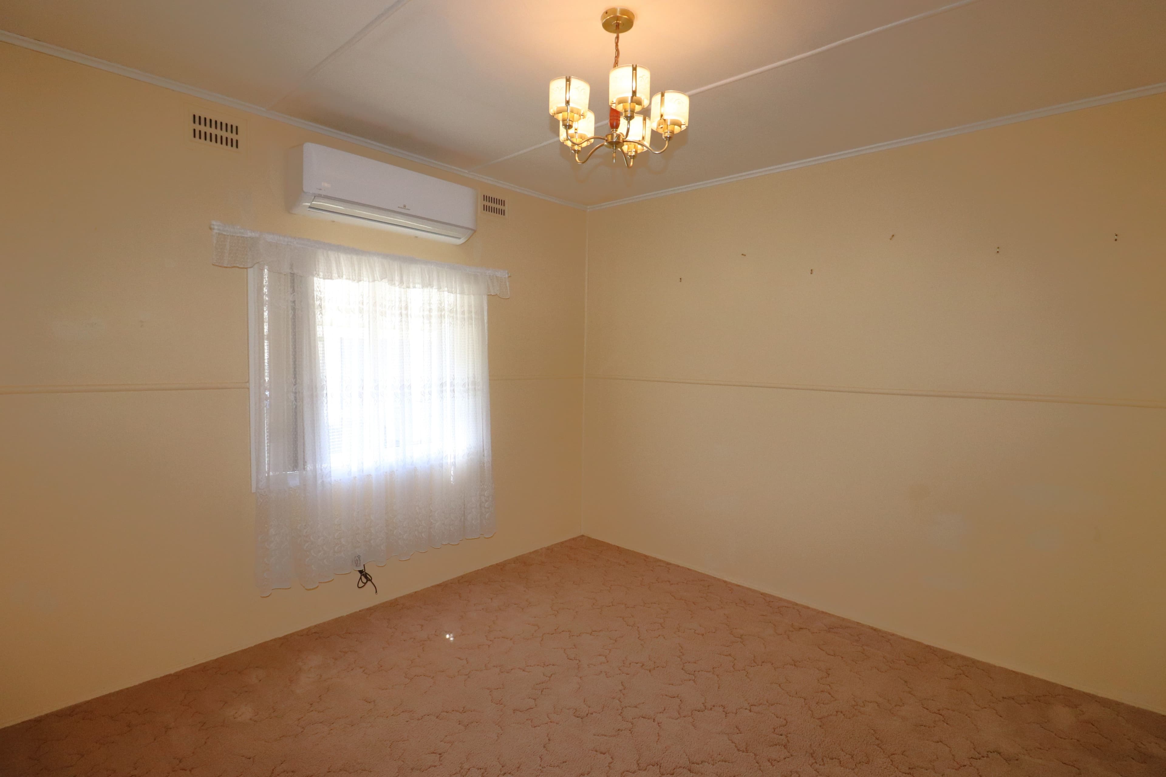 6 Wilga Street, Glen Innes NSW 2370, Glen Innes - Thumbnail 3