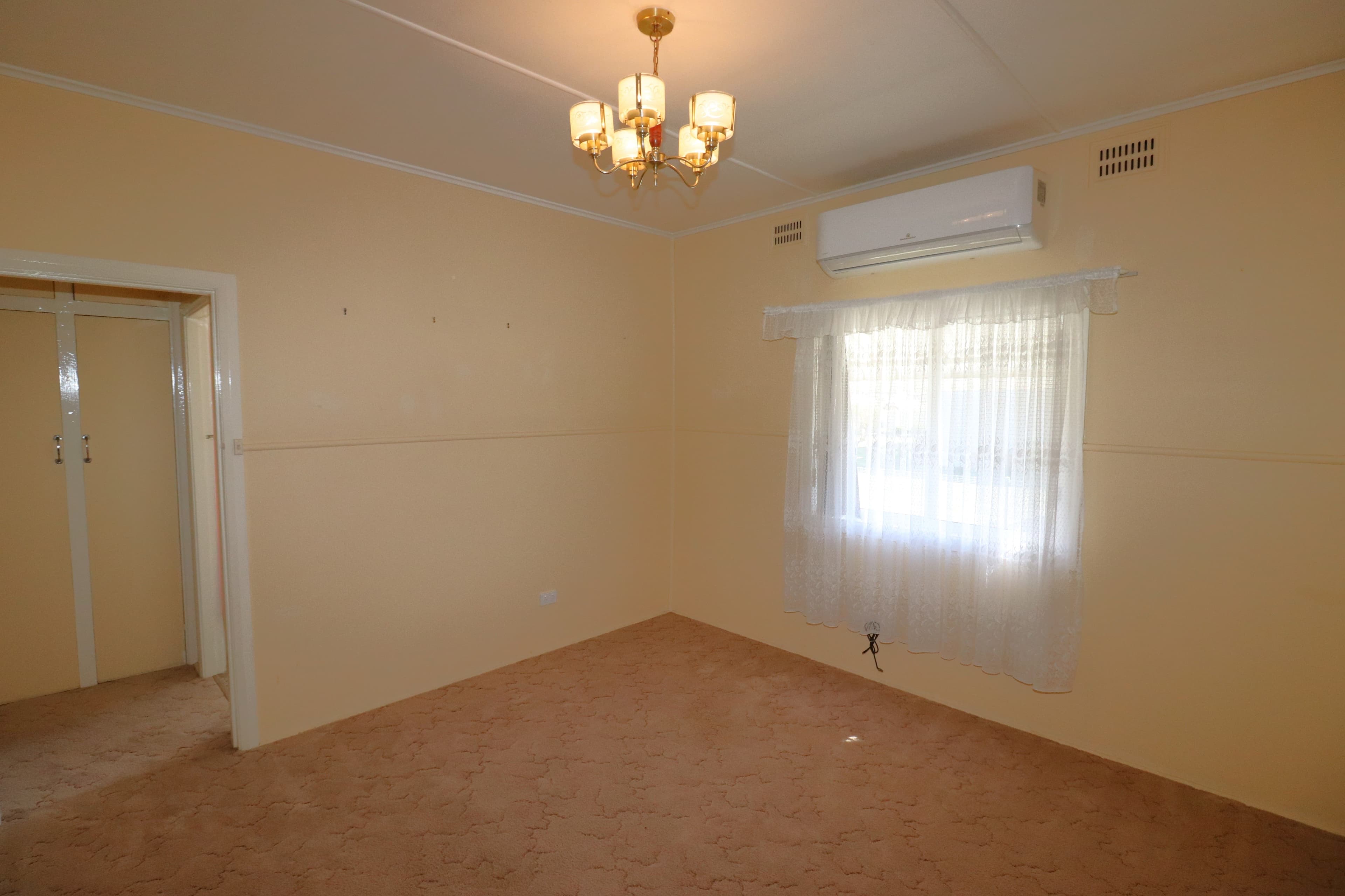 6 Wilga Street, Glen Innes NSW 2370, Glen Innes - Thumbnail 4