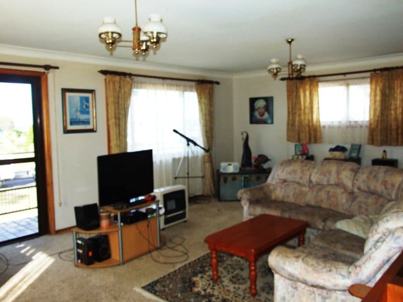 33 Camden Street, ULLADULLA NSW 2539, Ulladulla - Thumbnail 2