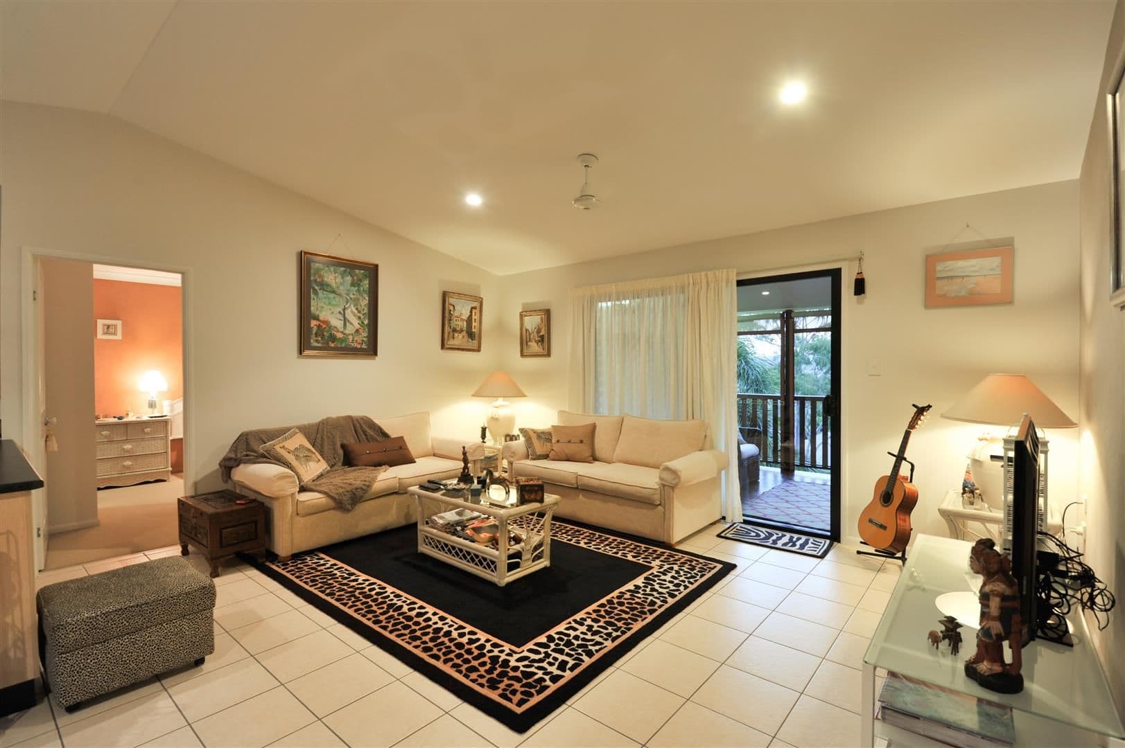 62 Country Road, CANNONVALE QLD 4802, Cannonvale - Thumbnail 3