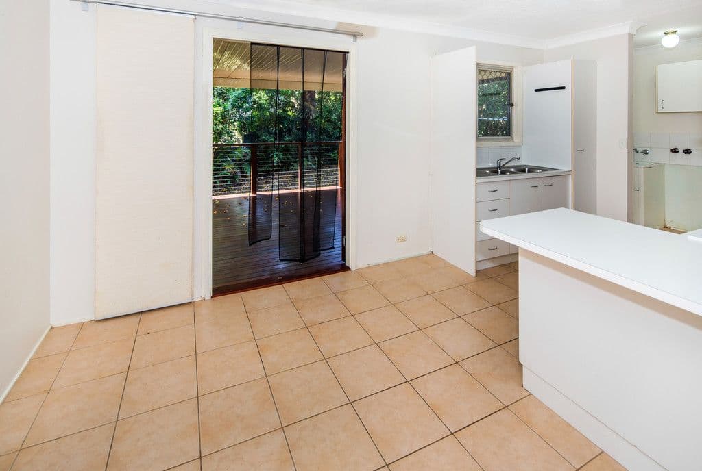 17 Arthur Street, Biggera Waters QLD 4216, Biggera Waters - Thumbnail 3
