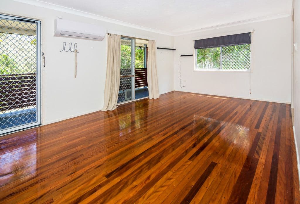17 Arthur Street, Biggera Waters QLD 4216, Biggera Waters - Thumbnail 4