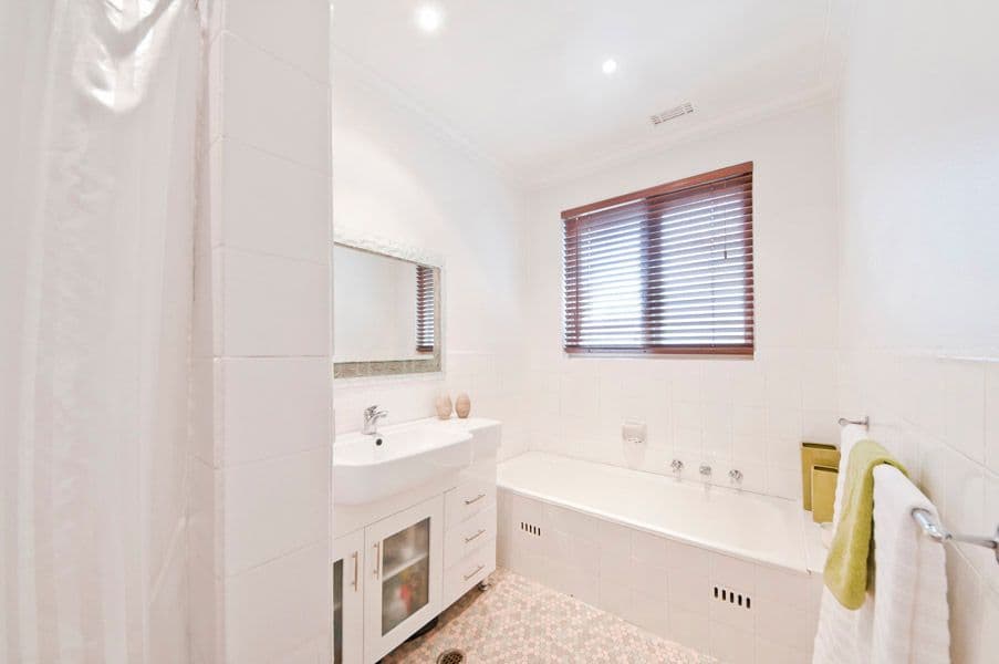 12 Leane Street, HUGHES ACT 2605, Hughes - Thumbnail 5