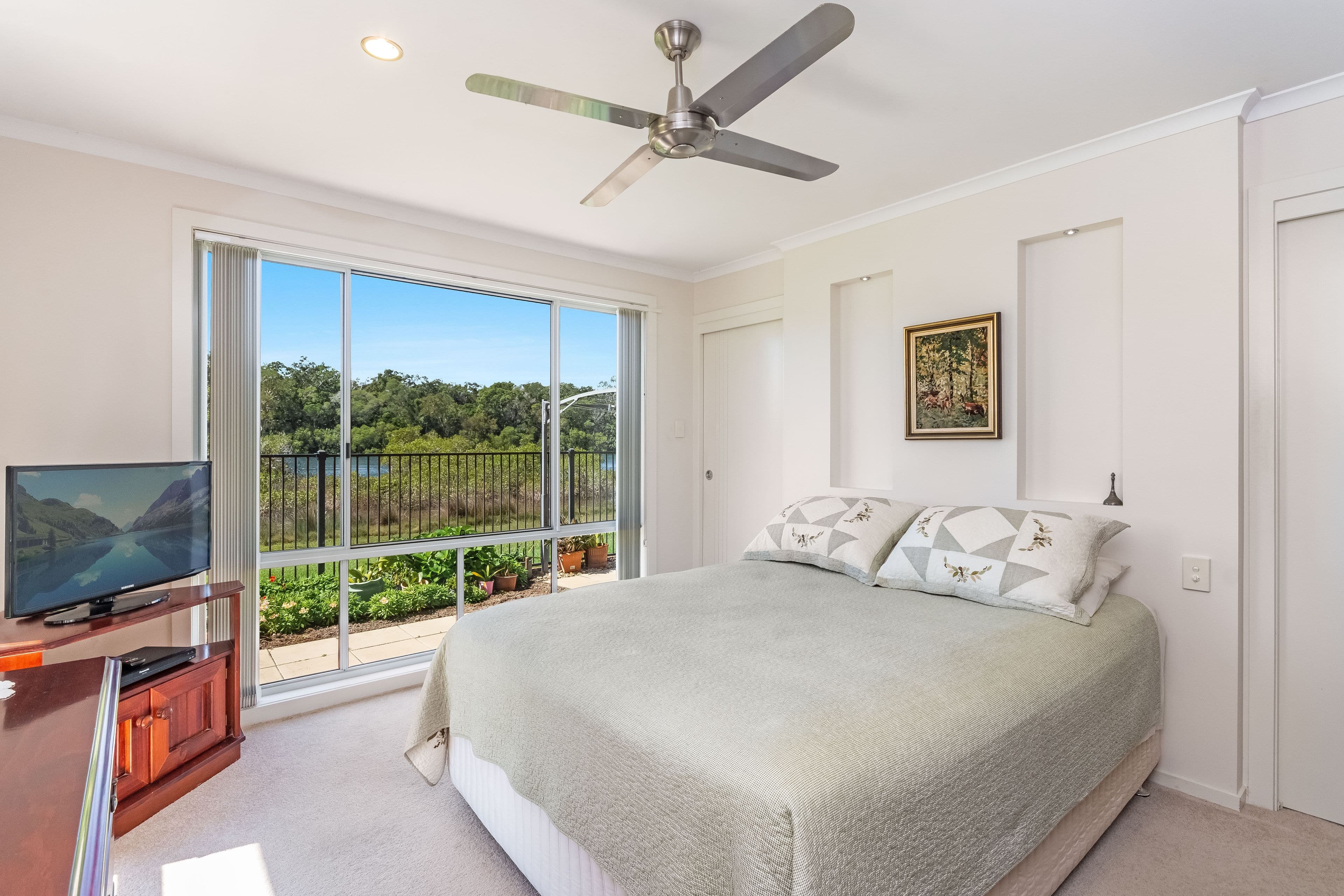 38 Bayview Drive, Yamba NSW 2464, Yamba - Thumbnail 8