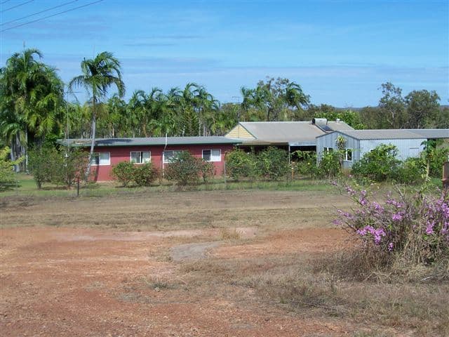 60 Ringwood Road, ADELAIDE RIVER NT 0846, Adelaide River - Thumbnail 3