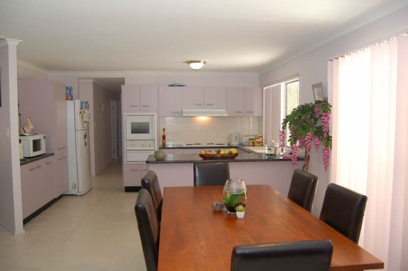 8   Jardine Court, HILLCREST QLD 4118, Hillcrest - Thumbnail 2