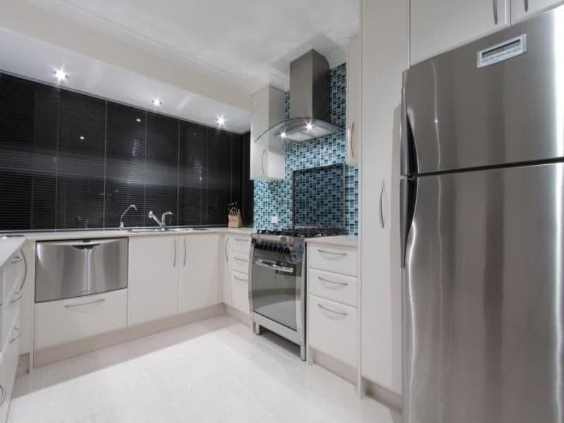 7 Gillett Drive, KARDINYA WA 6163, Kardinya - Thumbnail 3