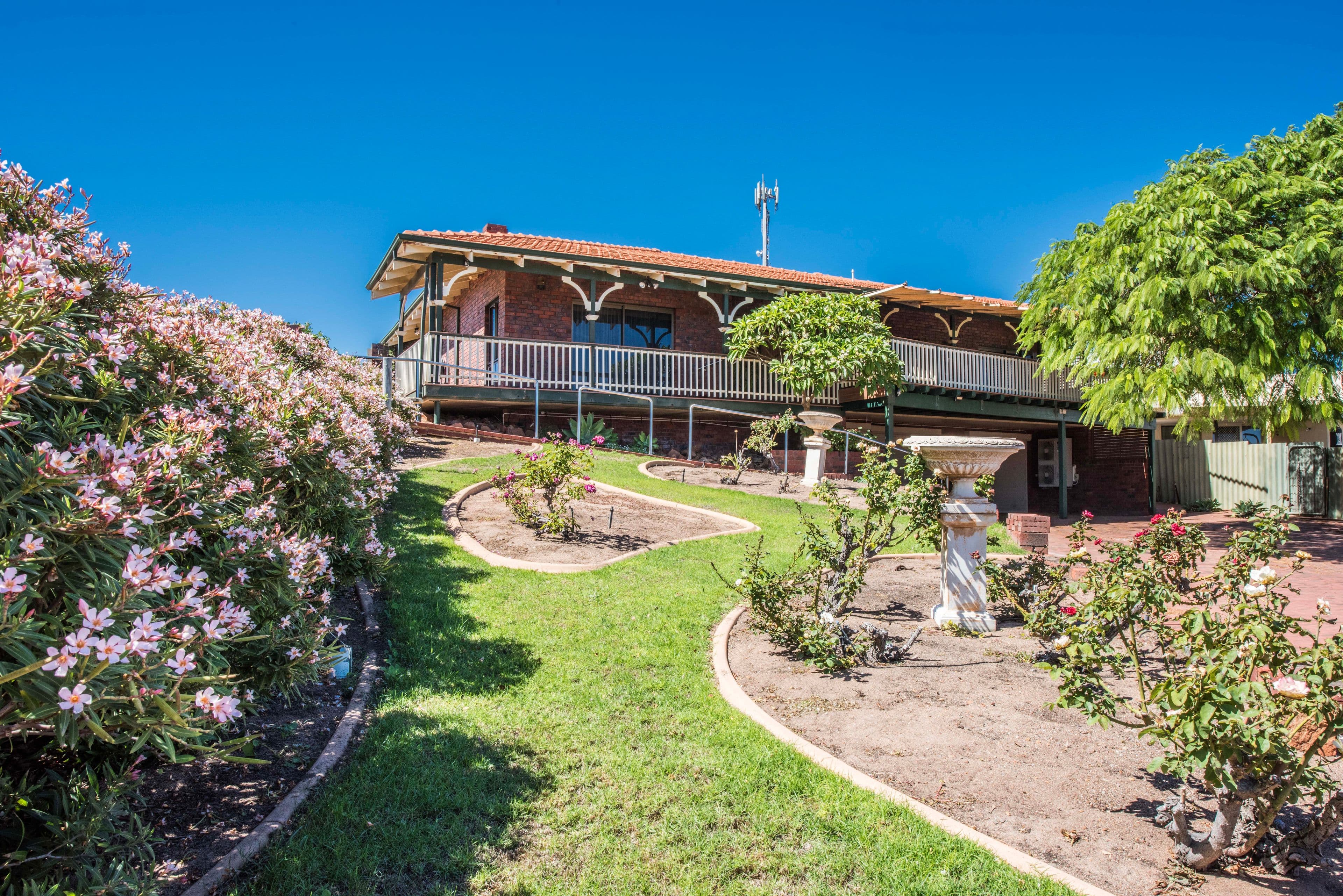 8 Mark Way, Mount Tarcoola WA 6530, Mount Tarcoola - Thumbnail 3
