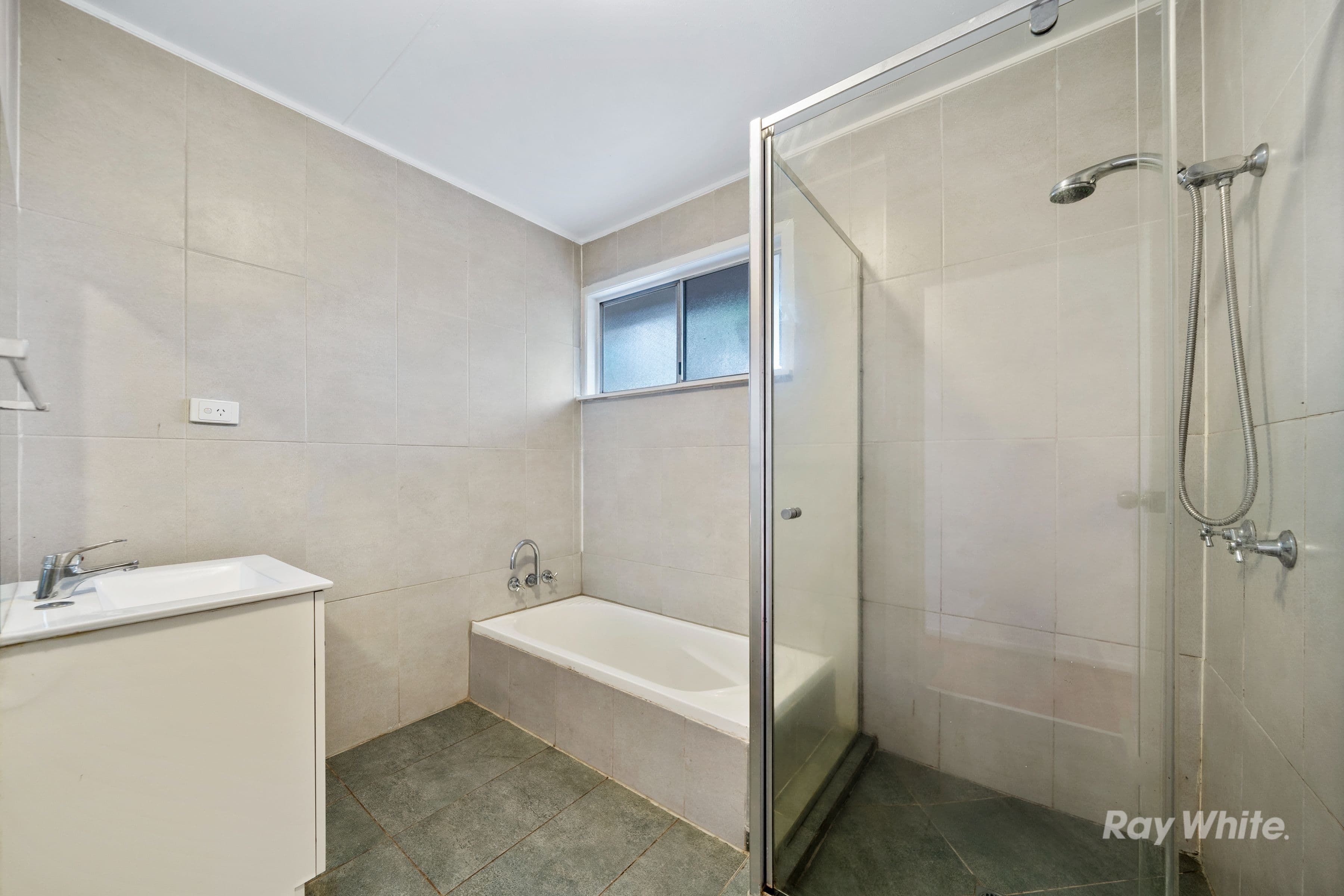 35 Queens Road, Kingston QLD 4114, Kingston - Thumbnail 8
