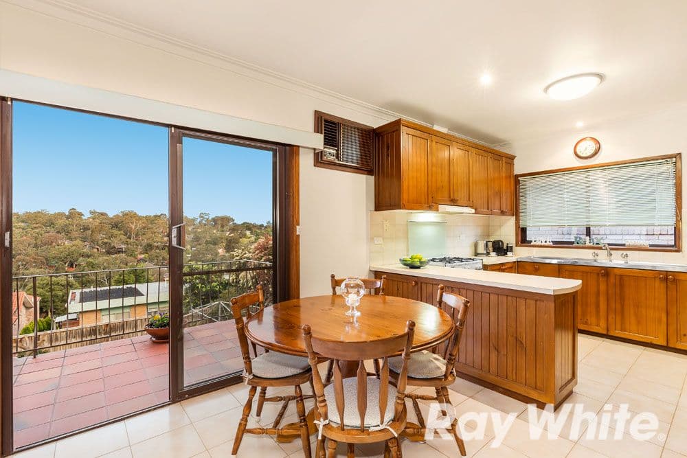 66 Manatunga Circuit, Greensborough VIC 3088, Greensborough - Thumbnail 3
