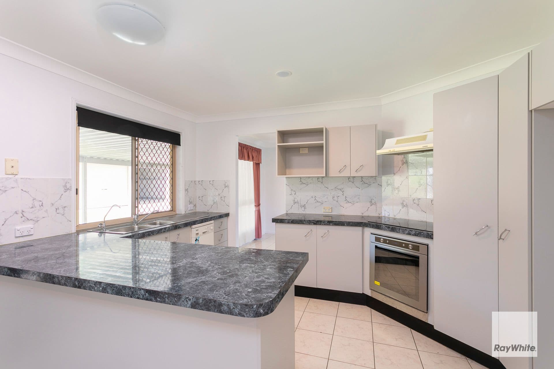 14 Emerald Street, Alexandra Hills QLD 4161, Alexandra Hills - Thumbnail 6