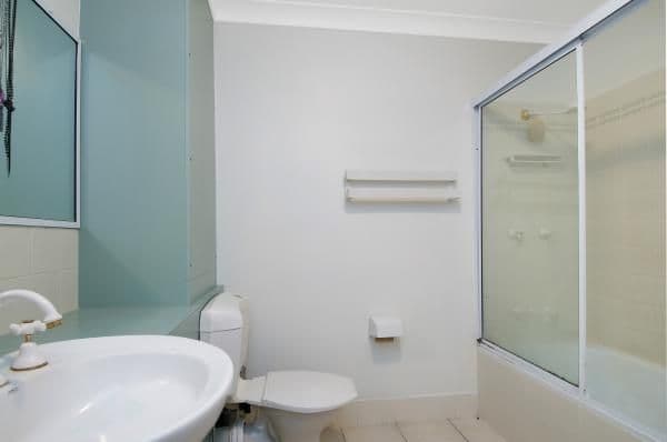 20 Glassey Street, RED HILL QLD 4059, Red Hill - Thumbnail 6