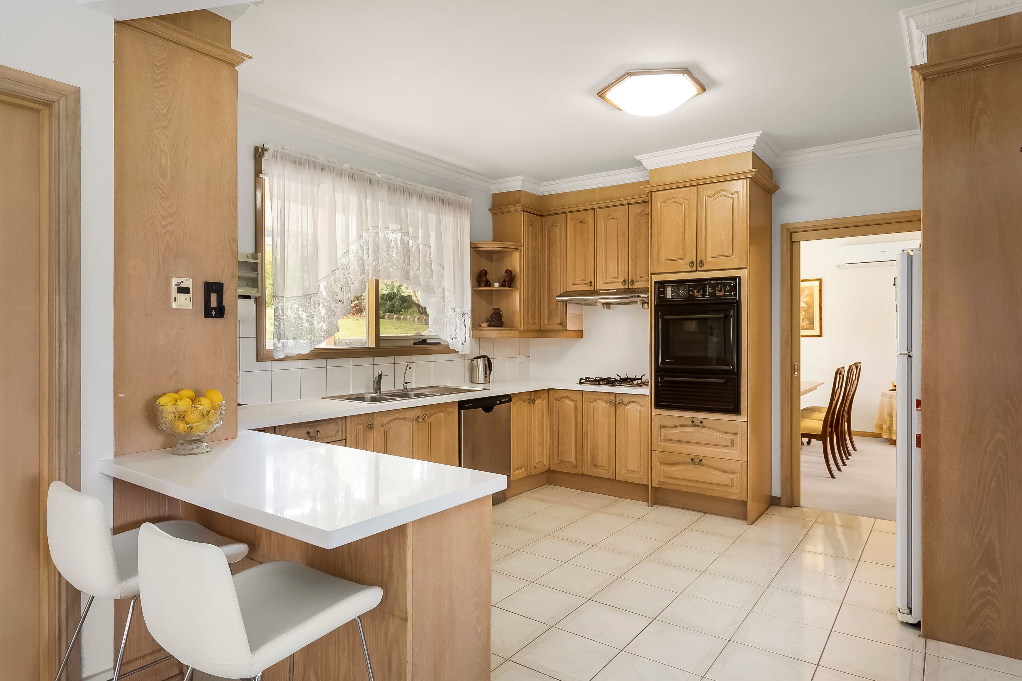 49 Garnett Road, Wheelers Hill VIC 3150, Wheelers Hill - Thumbnail 2