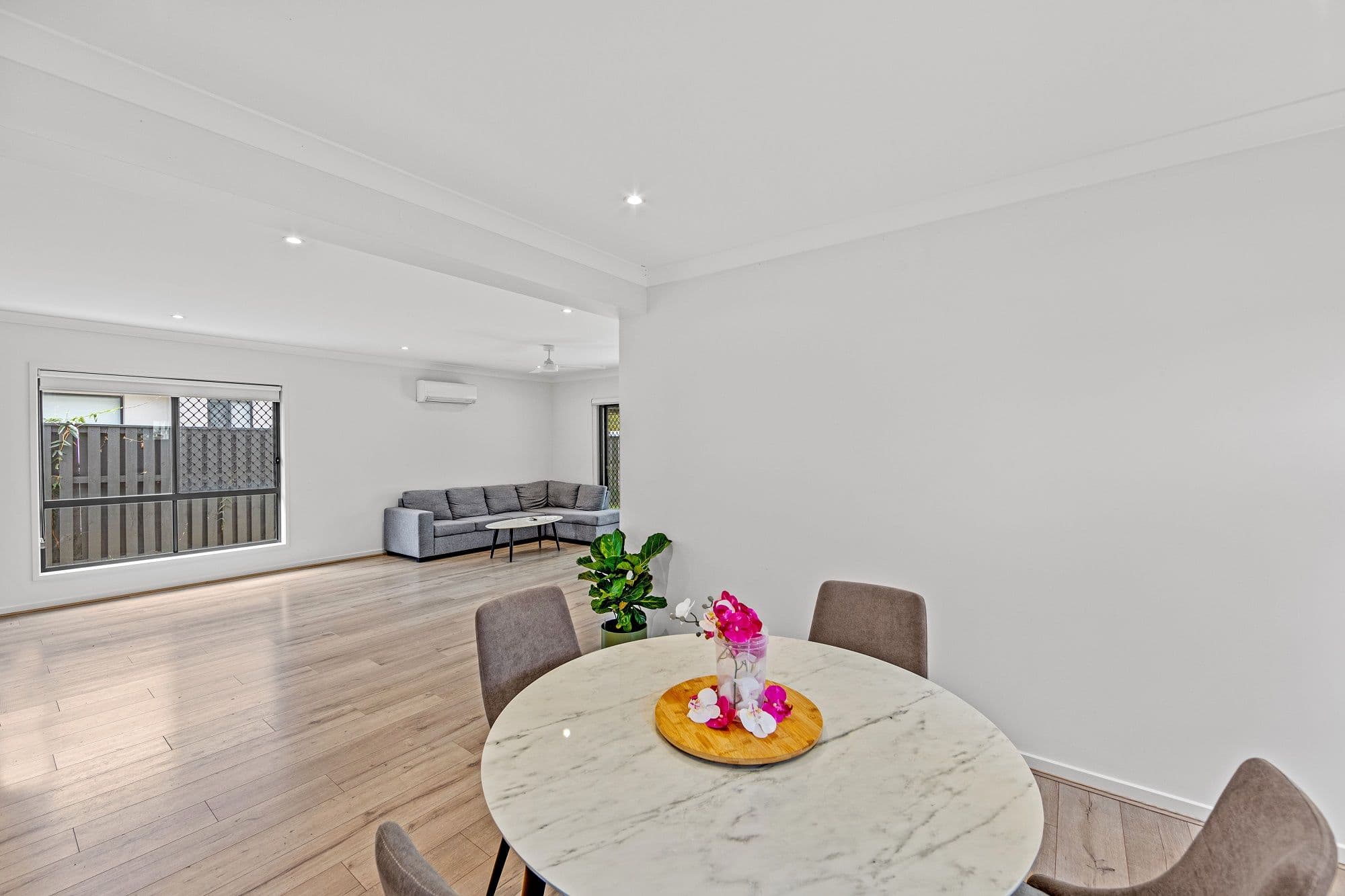 17 Foreshore Street, Coomera QLD 4209, Coomera - Thumbnail 3