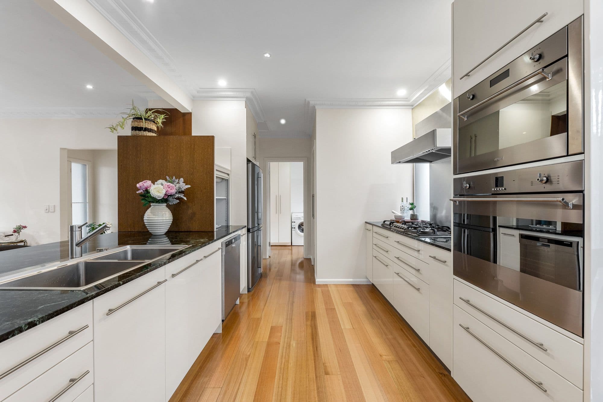 3 Sandgate Road, Blackburn South VIC 3130, Blackburn South - Thumbnail 5