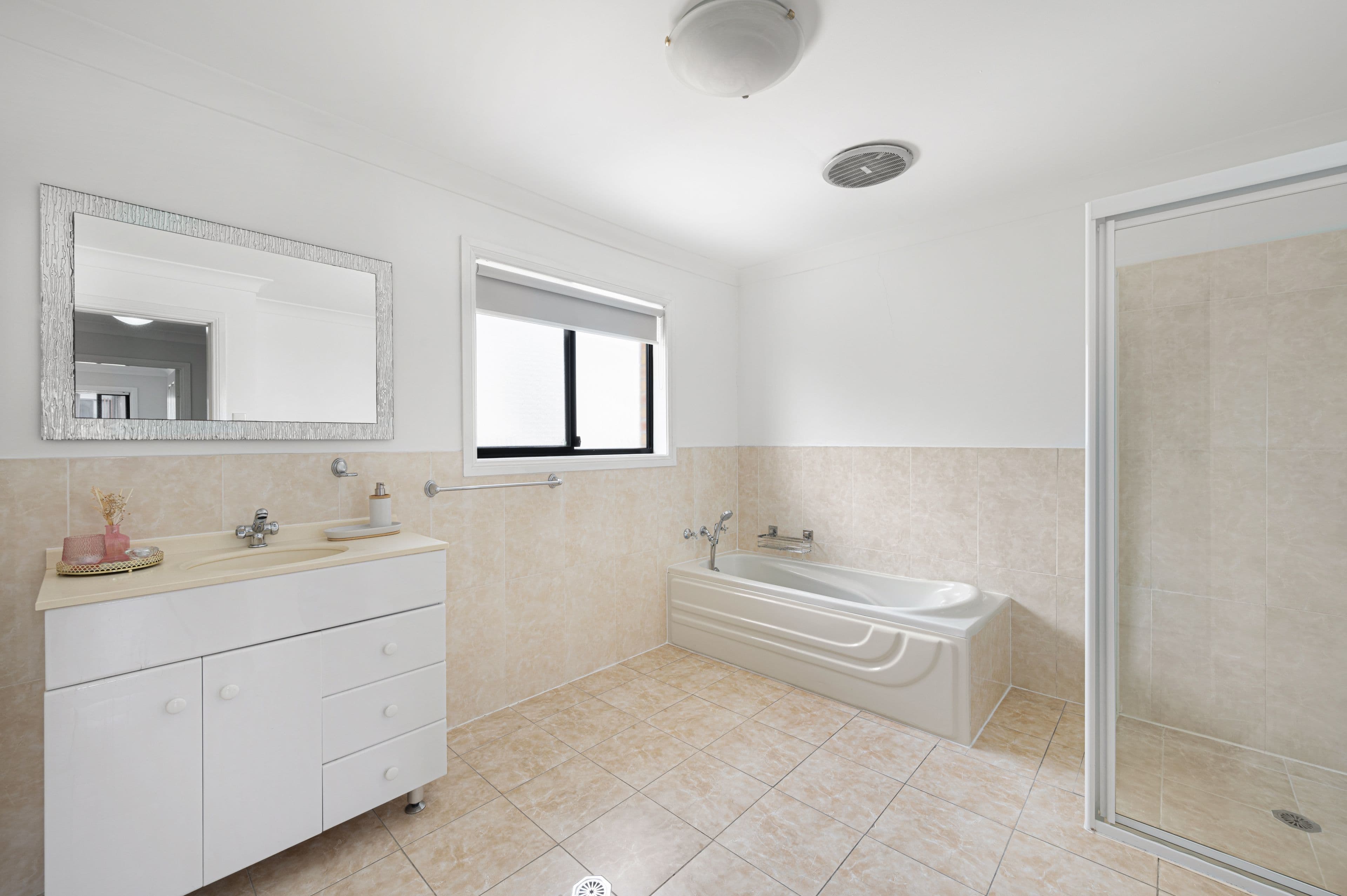 5 Lang Road, Casula NSW 2170, Casula - Thumbnail 6