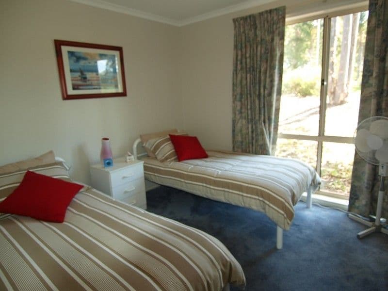 6 Lisa Place, SUNSHINE BAY NSW 2536, Sunshine Bay - Thumbnail 7