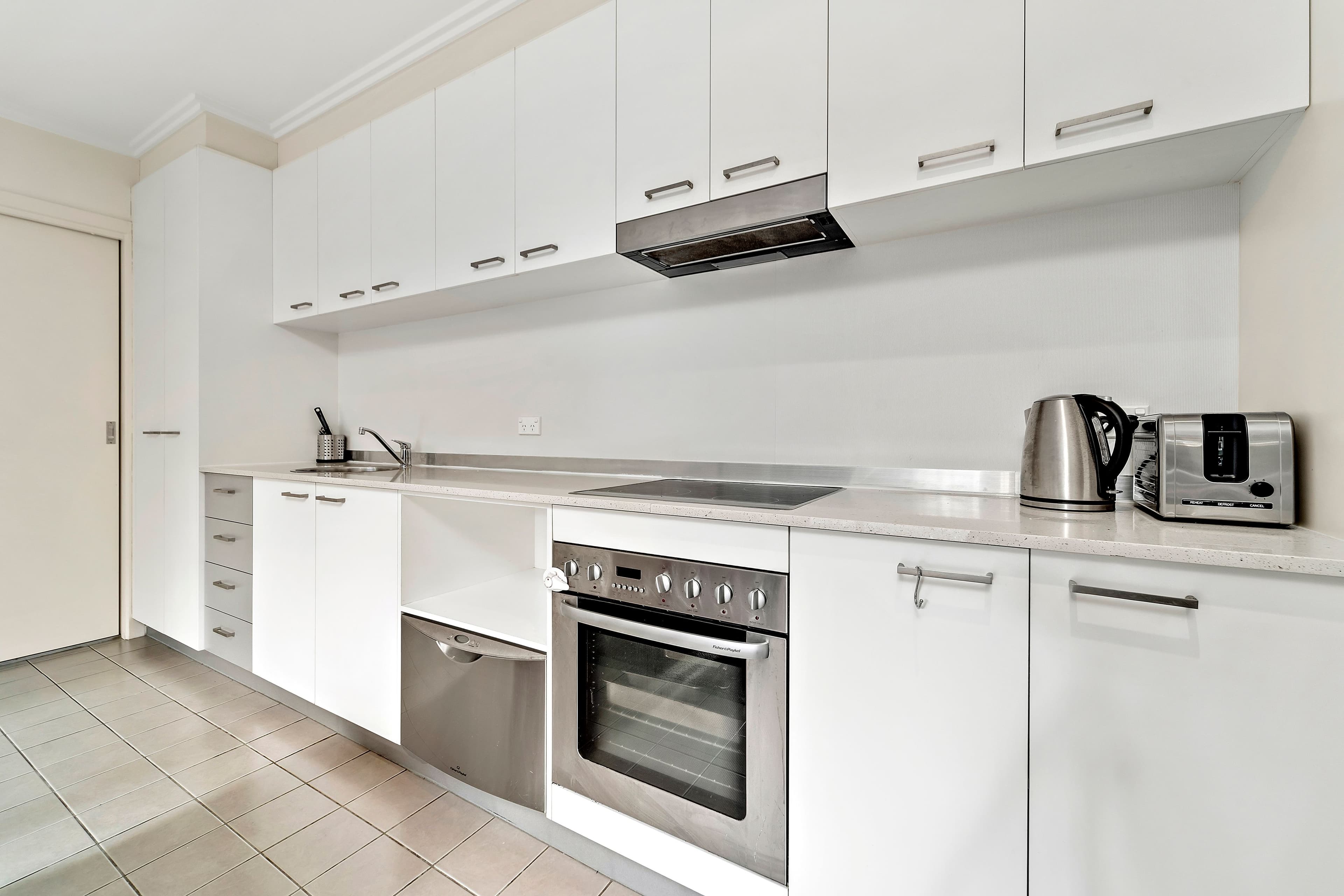 123 Lowanna Street, Braddon ACT 2612, Braddon - Thumbnail 2