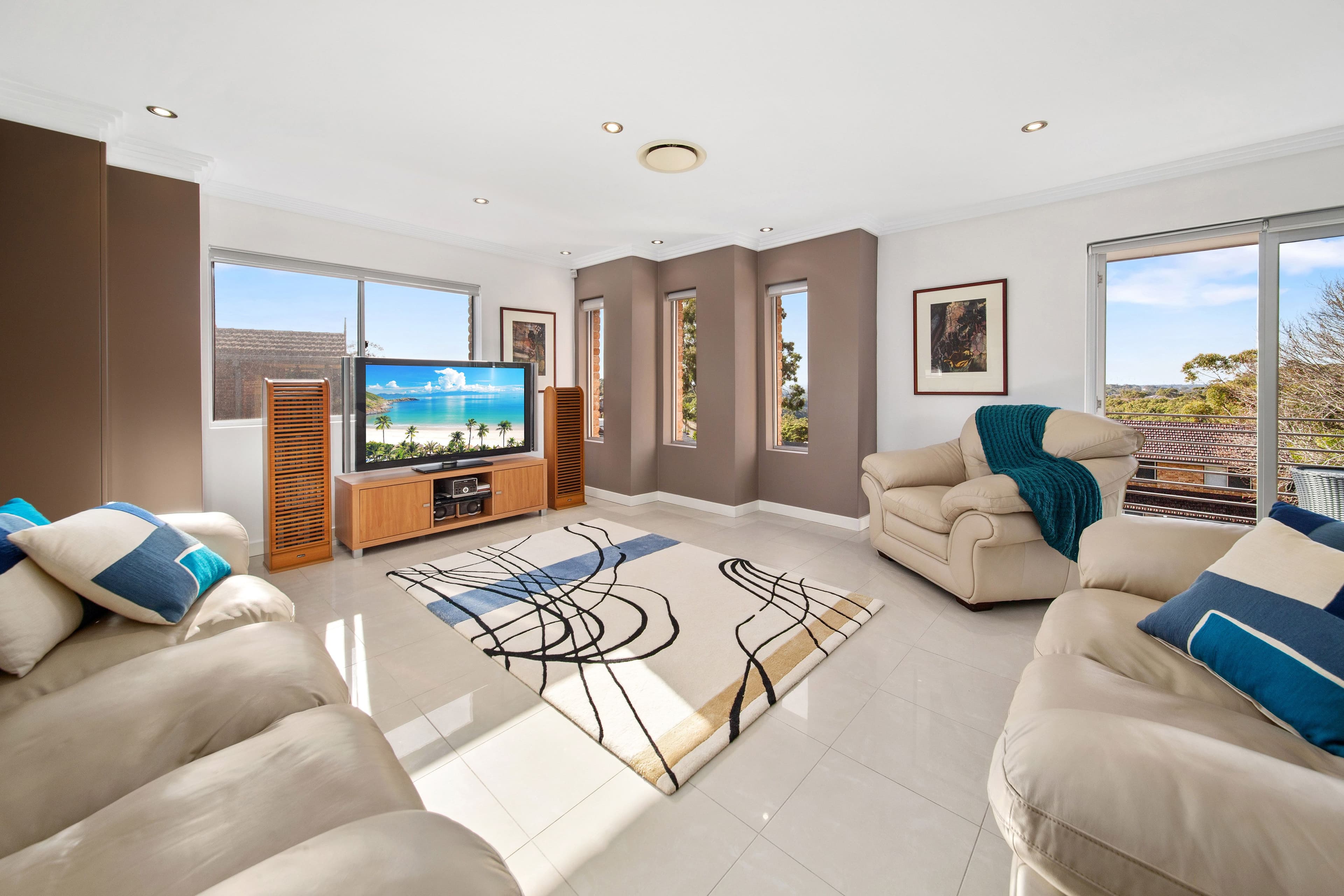 37 Mariner Road, Illawong NSW 2234, Illawong - Thumbnail 2