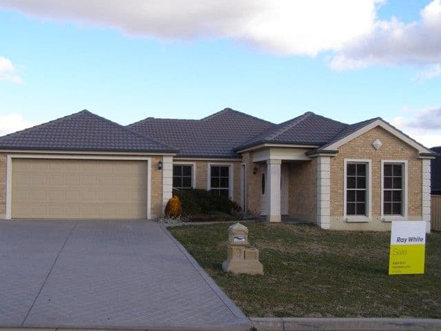 7 Greerlyn Way, ORANGE NSW 2800, Orange - Image 1