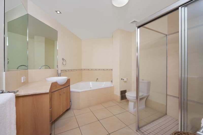 2-4 Lake Street, CAIRNS CITY QLD 4870, Cairns City - Thumbnail 8