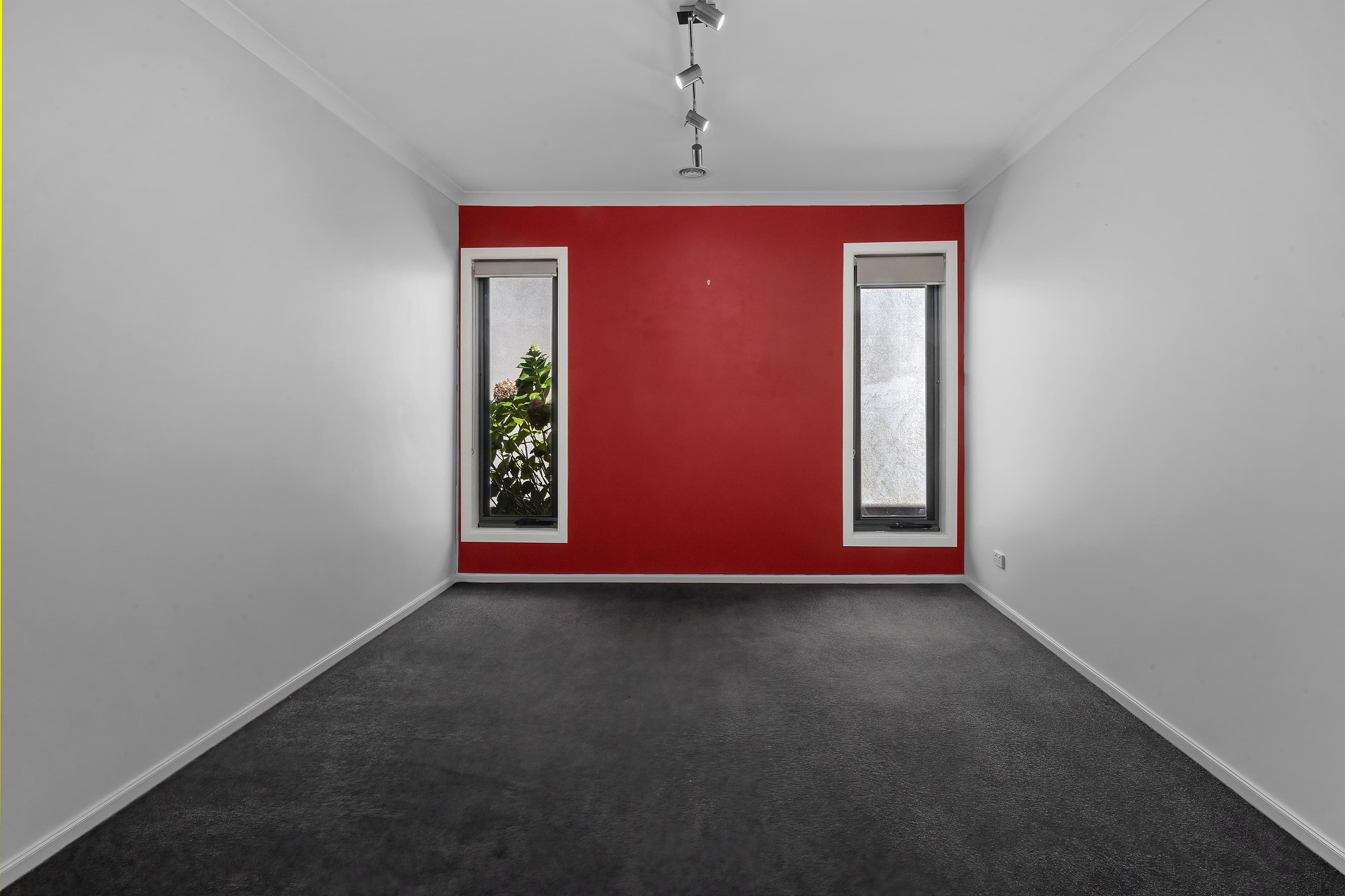 27 Keane Crescent, Lalor VIC 3075, Lalor - Thumbnail 2
