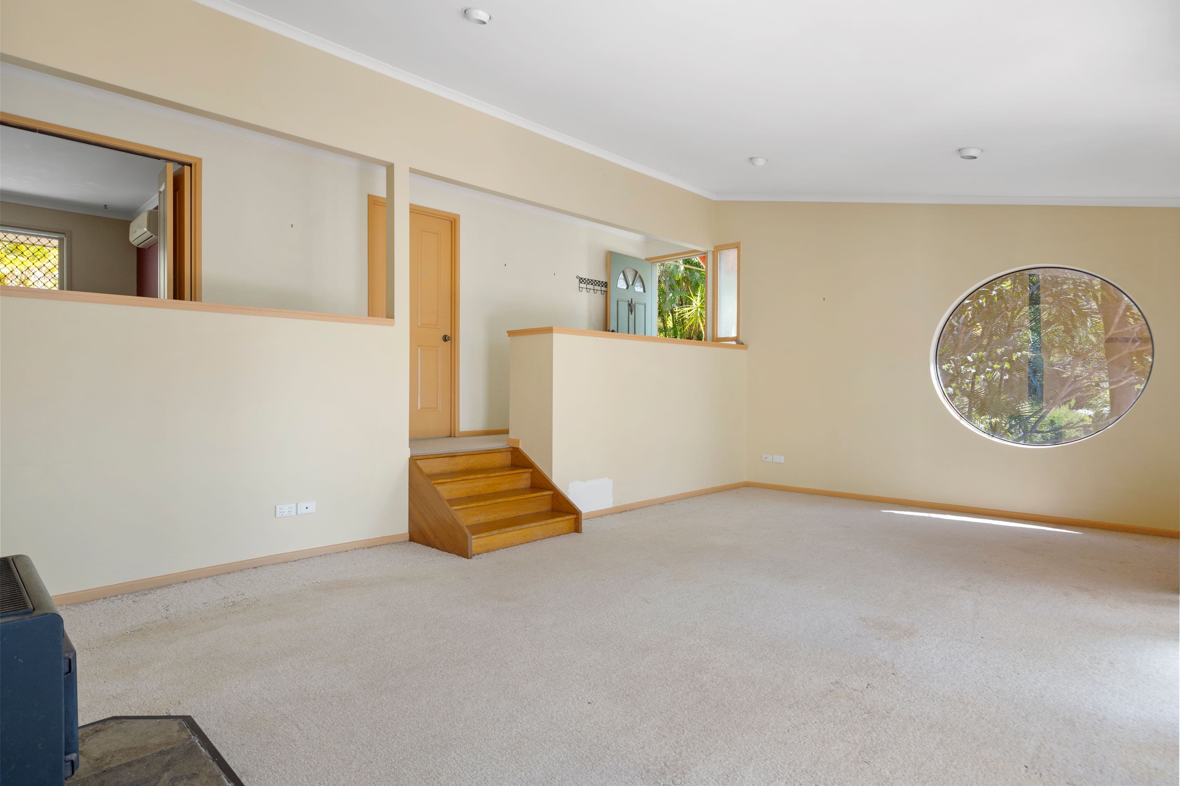 12 Rae Court, Mount Warren Park QLD 4207, Mount Warren Park - Thumbnail 3