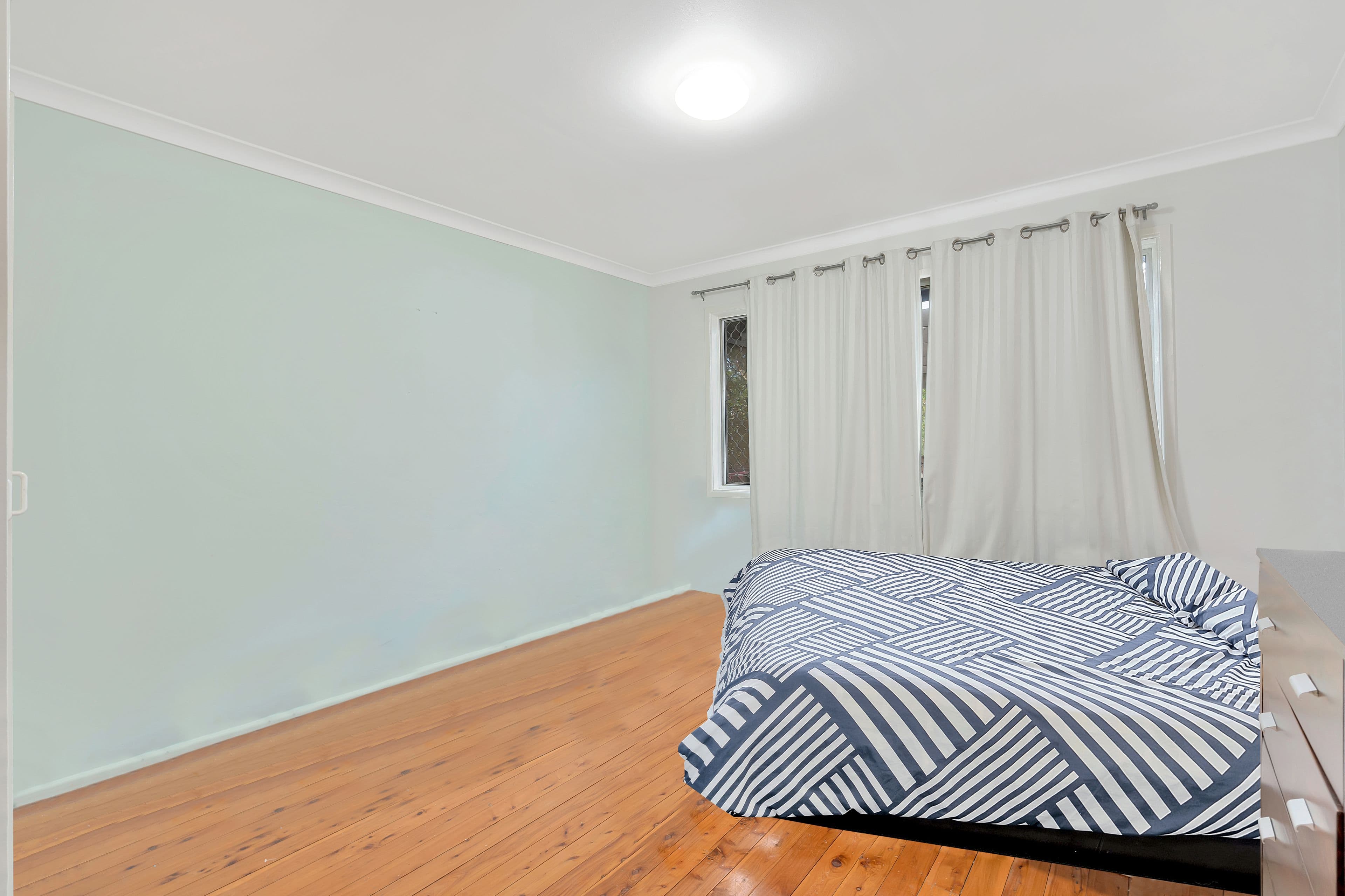 23 Caroline Avenue, Southport QLD 4215, Southport - Thumbnail 8
