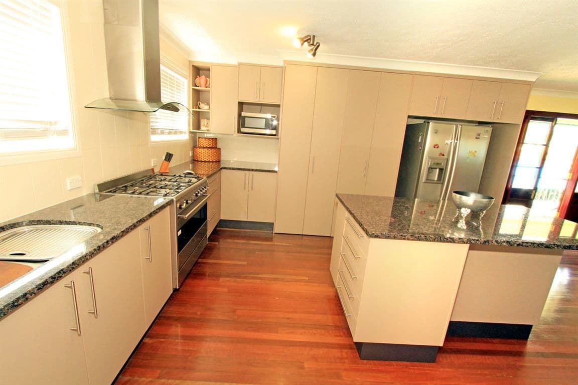 7 Rudd Street, THE RANGE QLD 4700, The Range - Thumbnail 7