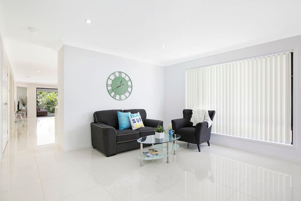 15 Wassell Street, Wynnum QLD 4178, Wynnum - Thumbnail 2