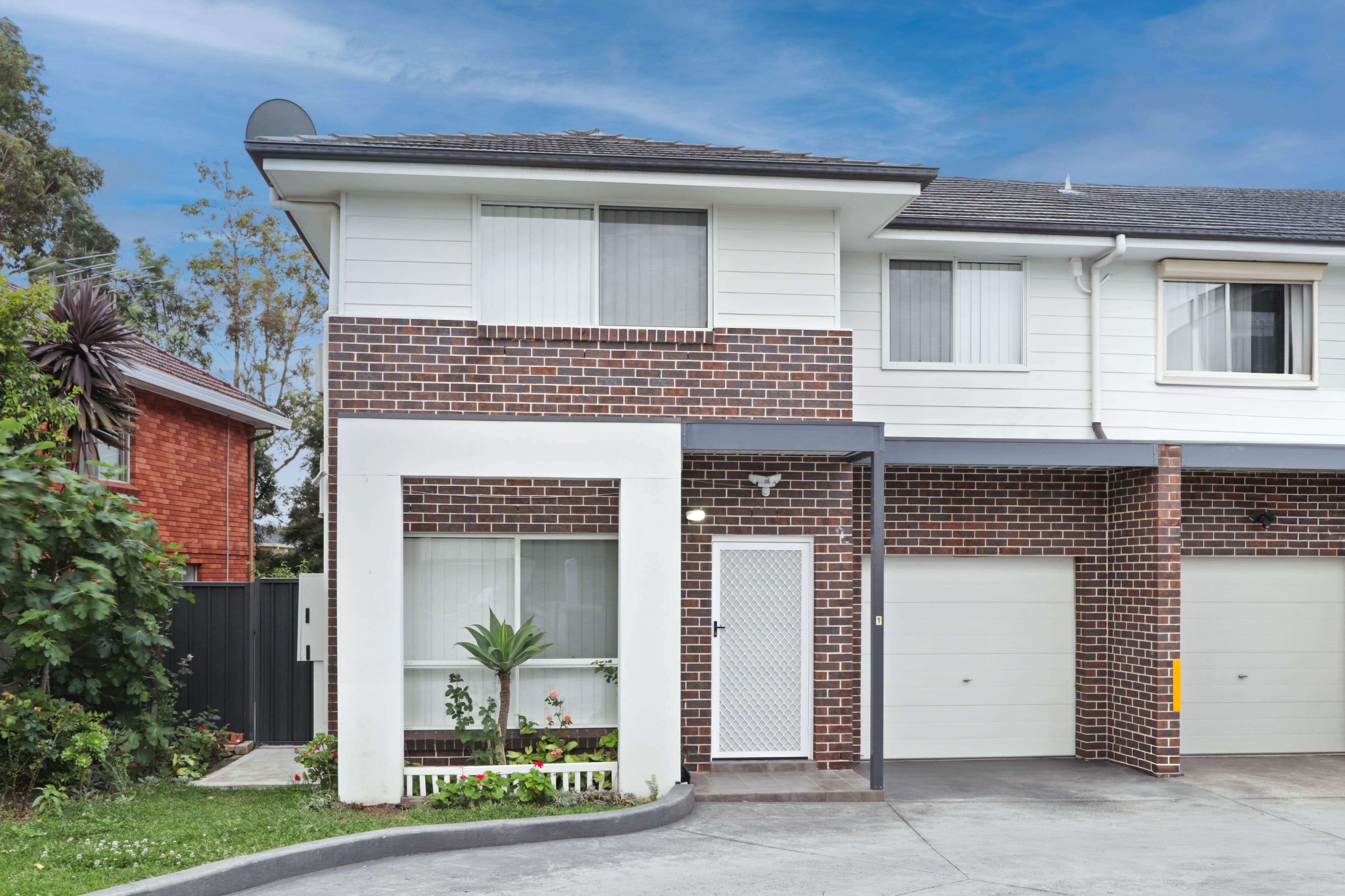 1/24 Brunswick Heads Crescent, Hoxton Park NSW 2171, Hoxton Park - Thumbnail 2