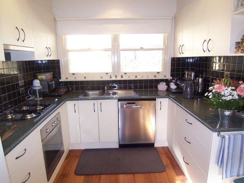 2 Carter Street, FLORA HILL VIC 3550, Flora Hill - Thumbnail 2