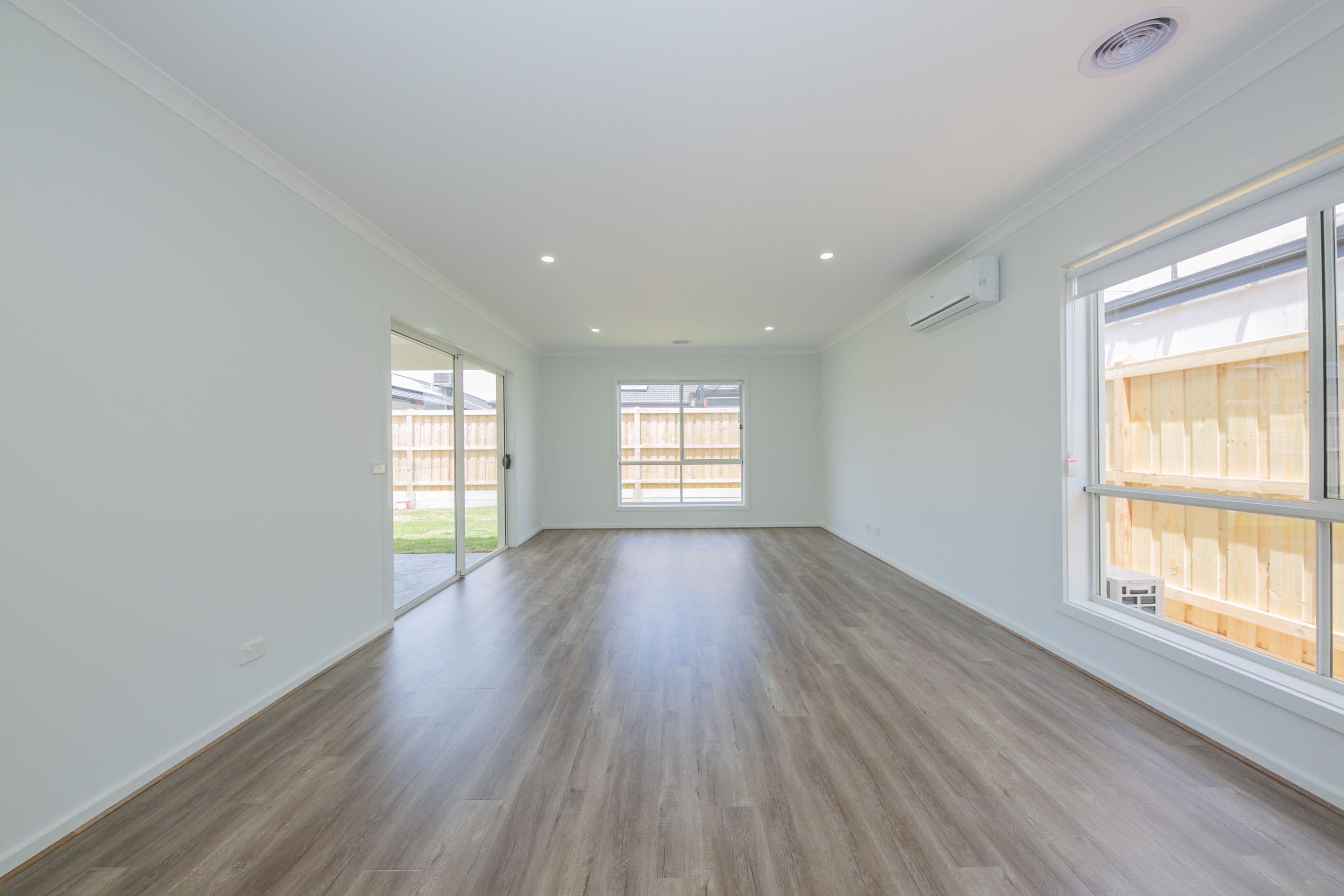 23 Tartan Drive, Clyde North VIC 3978, Clyde North - Thumbnail 5