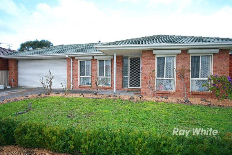 13 Suaad Court, CRANBOURNE VIC 3977, Cranbourne West - Thumbnail 2