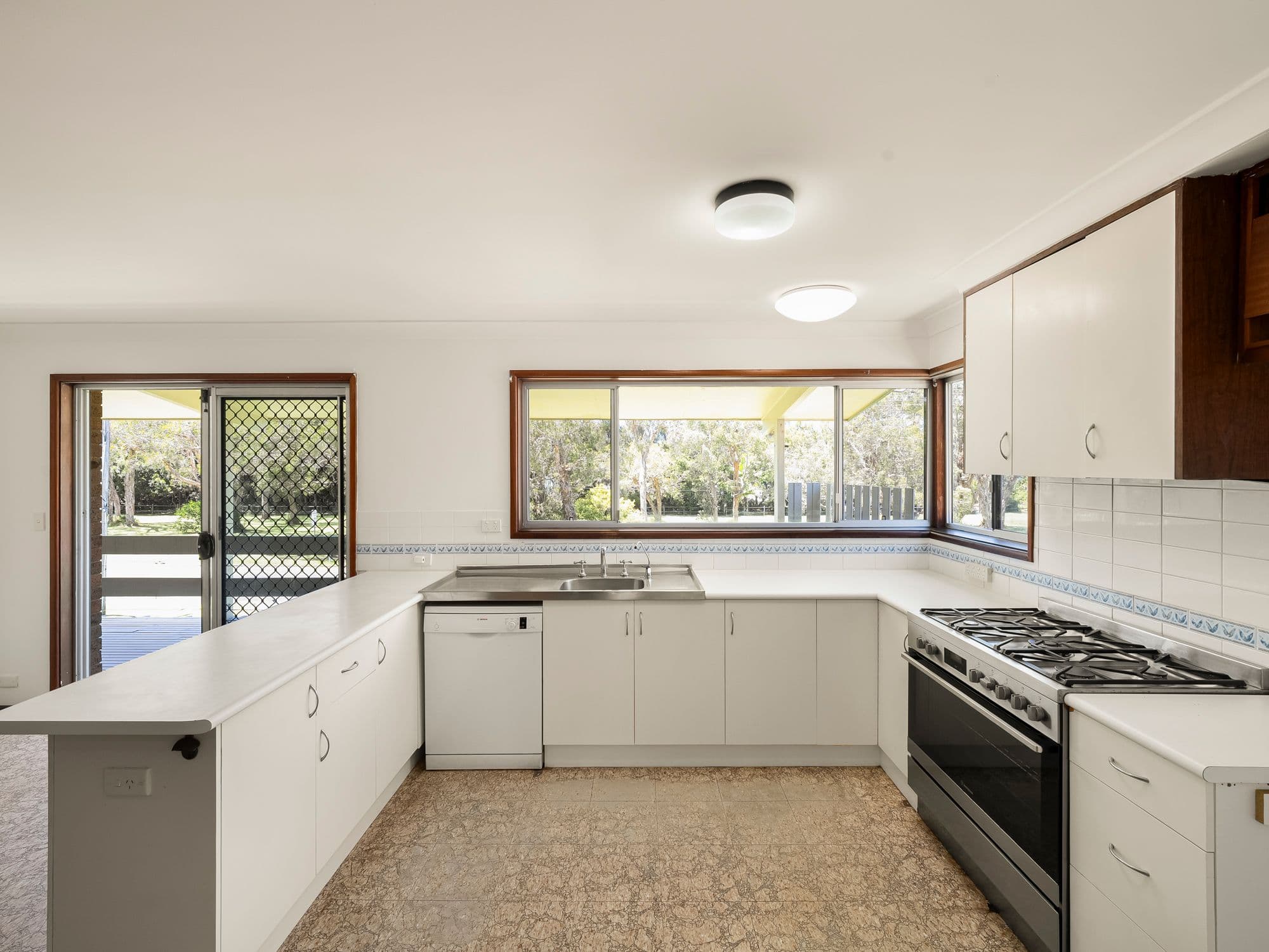 18 Sandys Beach Drive, Sandy Beach NSW 2456, Sandy Beach - Thumbnail 5