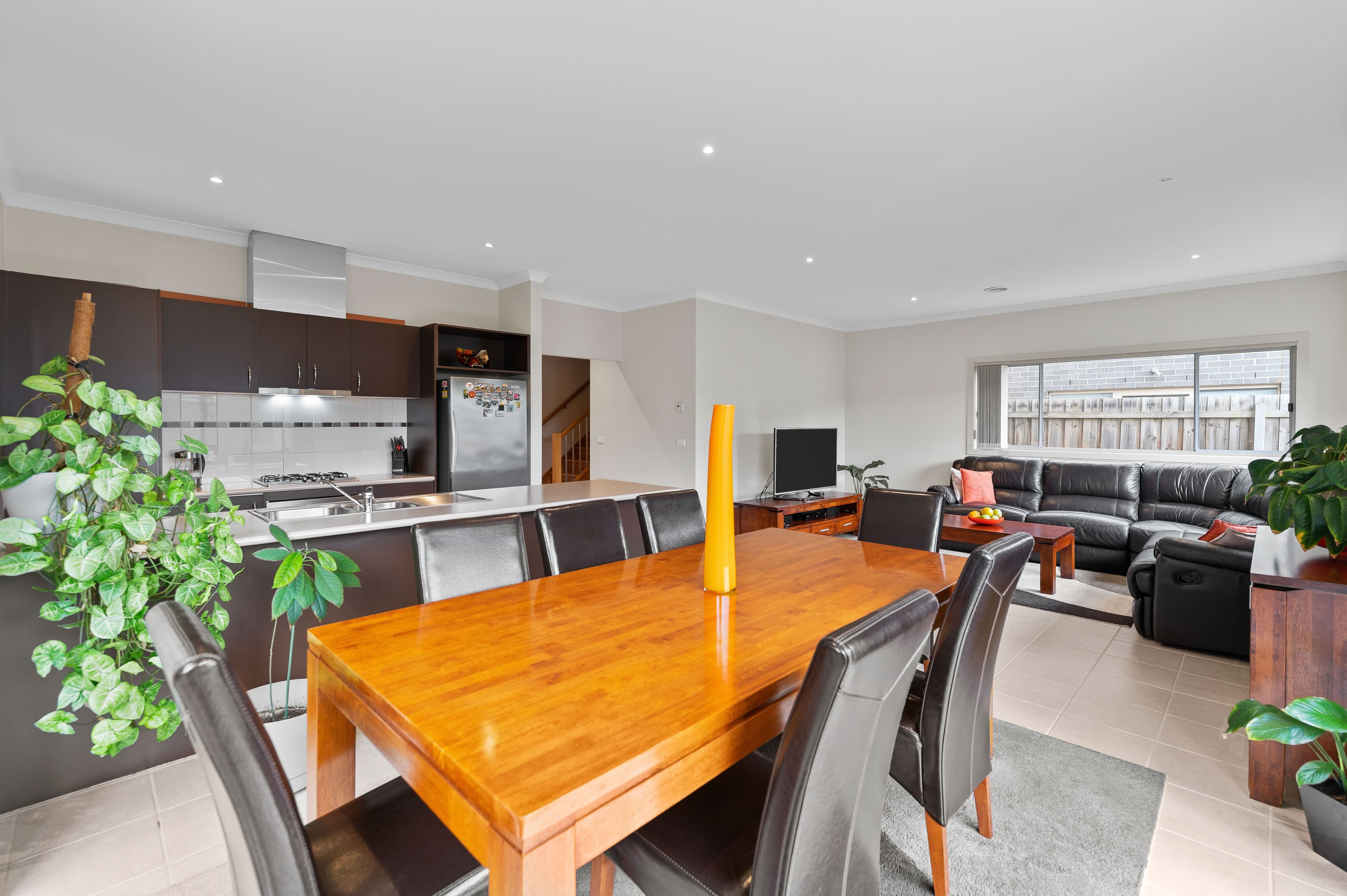 6 Fitzgerald Drive, South Morang VIC 3752, South Morang - Thumbnail 3