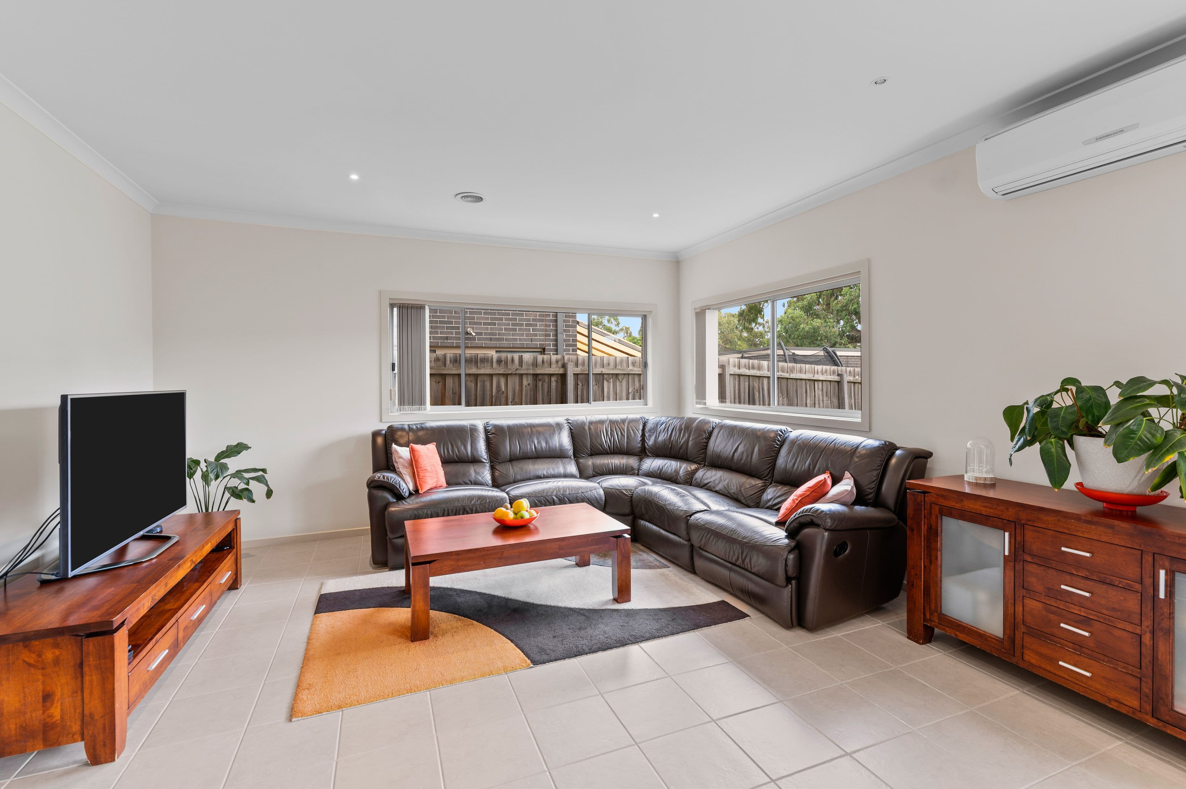 6 Fitzgerald Drive, South Morang VIC 3752, South Morang - Thumbnail 4