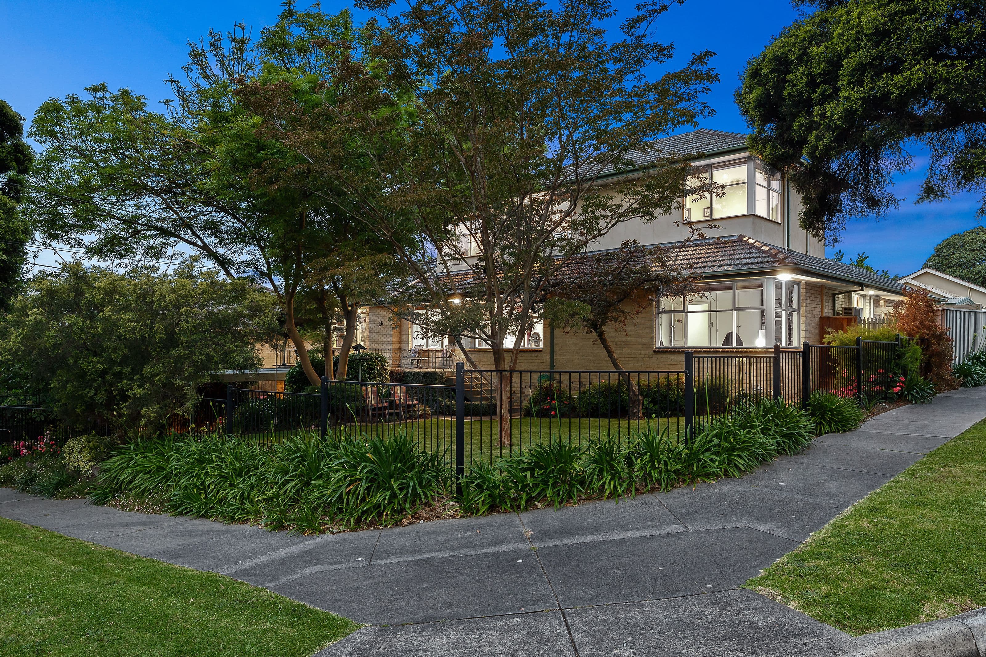 24 Coronation Street, Mount Waverley VIC 3149, Mount Waverley - Thumbnail 3