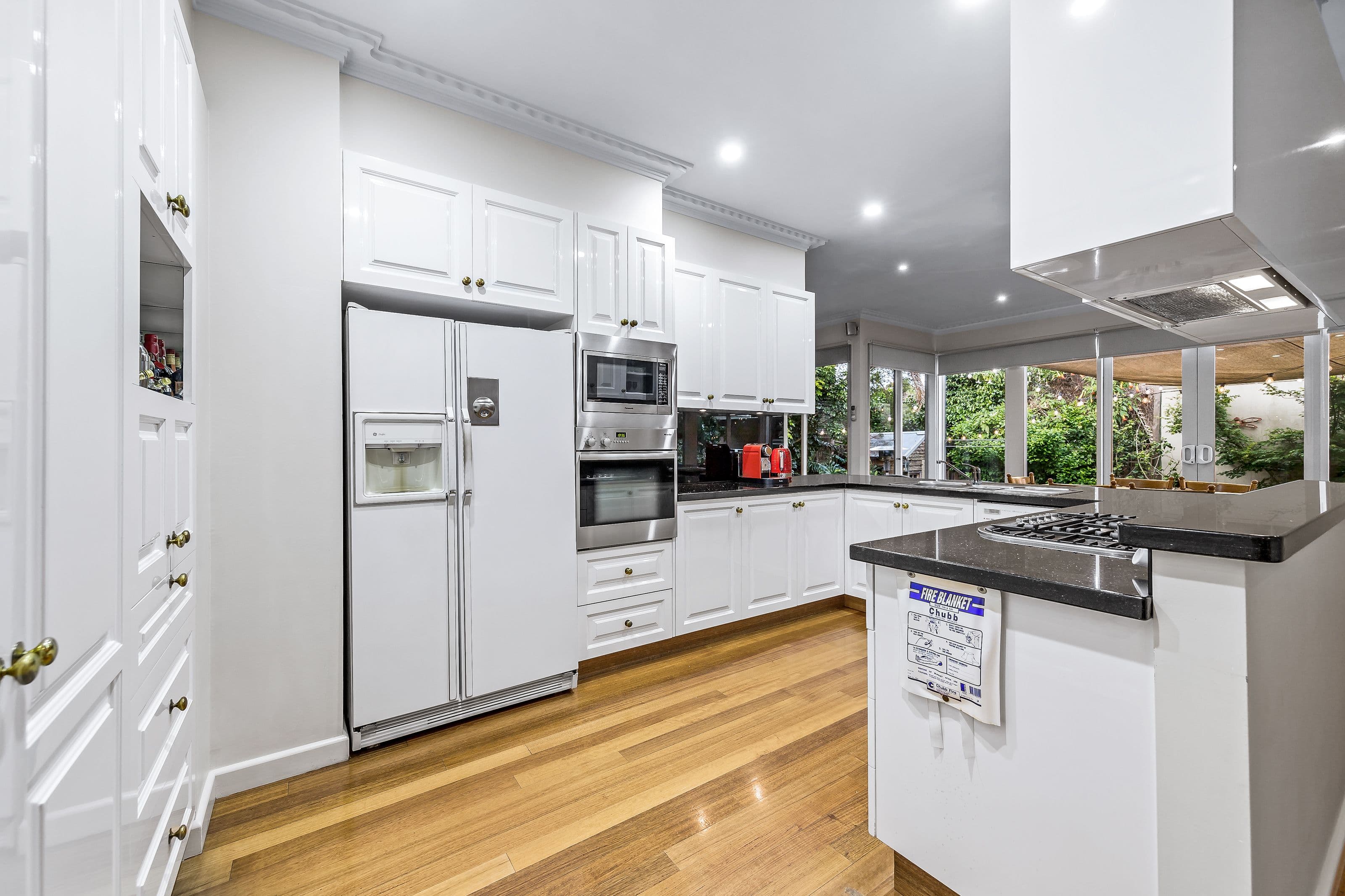 24 Coronation Street, Mount Waverley VIC 3149, Mount Waverley - Thumbnail 5