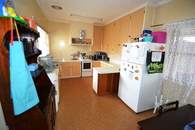 3 Delhi Street, Seymour VIC 3660, Seymour - Thumbnail 3