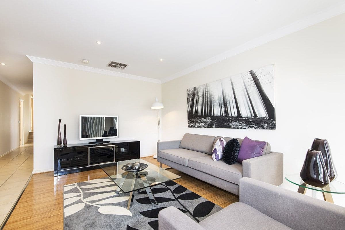 18 Rainer Road, South Morang VIC 3752, South Morang - Thumbnail 3