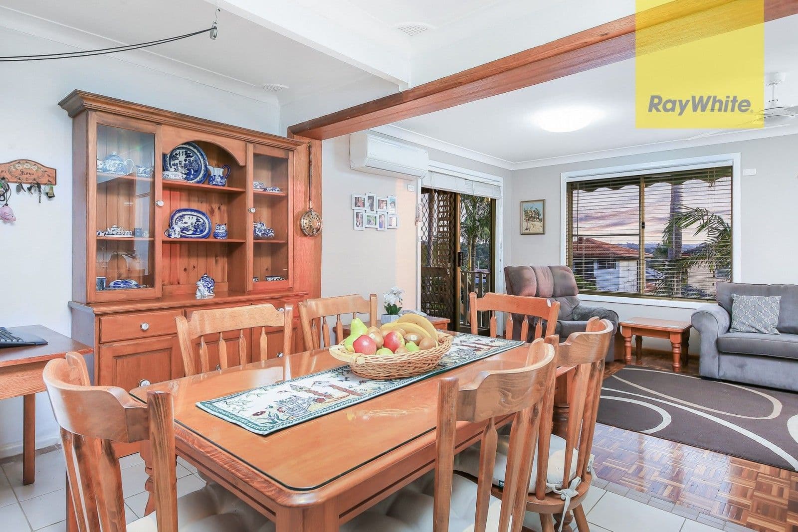 79 Rebecca Parade, Winston Hills - Thumbnail 4